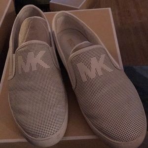 Mk slides